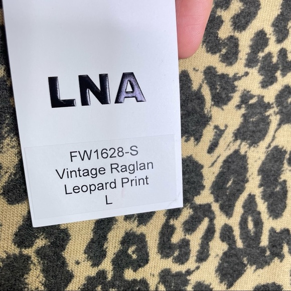 Stitch Fix l LNA Jillyan Raglan Sweatshirt, Large - Picture 10 of 14